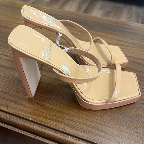 SOLD - Picture 5 of 10